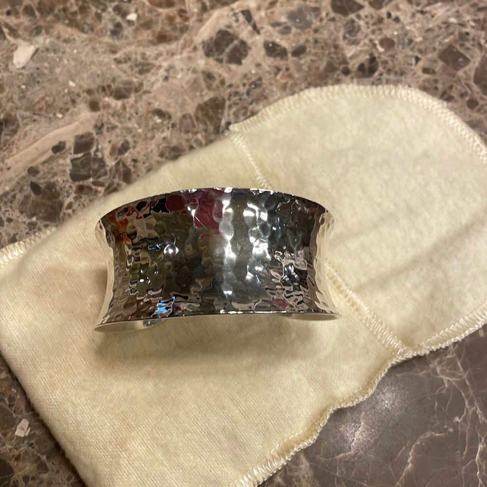 James Avery Retired Hammered Cuff bracelet